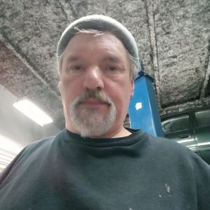 Meet your Posher, Lefty